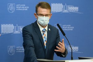 A. Dulkys: šiuo metu nėra numatoma papildomų pandemijos valdymo priemonių
