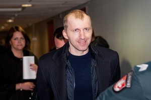 Nusikalstamo susivienijimo vadeivoms – ilgi metai už grotų, nariams – tūkstantinės baudos