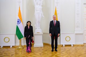 G. Nausėda priėmė Indijos ambasadorės skiriamuosius raštus