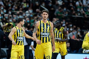 Po rungtynių su „Žalgiriu“ – teigiamas koronaviruso atvejis „Fenerbahce“ ekipoje