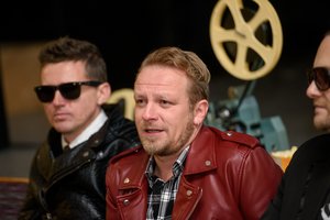 Grupė „Biplan“ neatsispyrė populiariam žaidimui: intriguojanti kova pateikė staigmenų