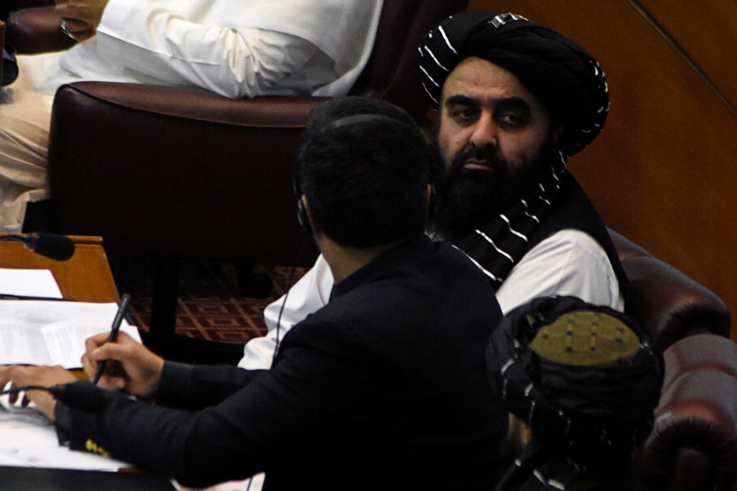 Afganistane toliau blogėjant humanitarinei situacijai, Talibano delegacija, vadovaujama laikinojo užsienio reikalų ministro Amiro Khano Muttaqi.<br>Reuters/Scanpix nuotr.