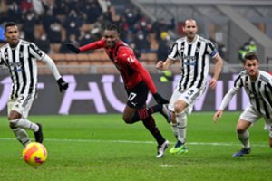 „AC Milan“ ir „Juventus“ dvikova baigėsi lygiosiomis