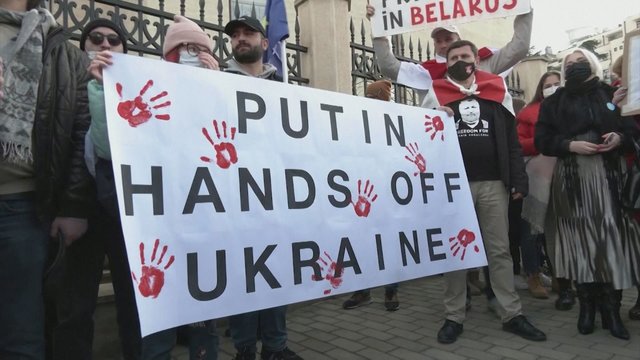 Gruzijoje protestuotojai demonstravo paramą Ukrainai: teigė žinantys, ką reiškia Rusijos agresija