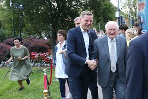 R. Šimašius siūlo V. Adamkui suteikti Vilniaus garbės piliečio vardą