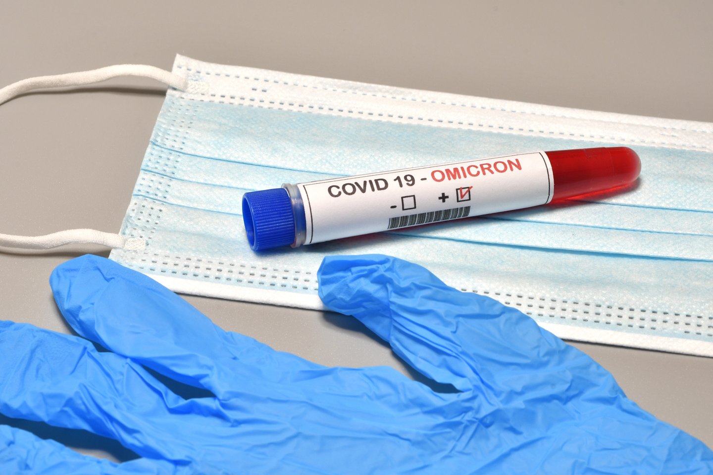  Naujame laboratoriniame tyrime teigiama, kad antikūnai prieš omikron koronaviruso atmainą išlieka stiprūs praėjus keturiems mėnesiams po trečiosios Pfizer/BioNTech vakcinos dozės.<br> 123rf nuotr.