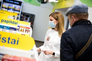 Pastarosiomis dienomis šios prekės nuperkama kaip niekada daug – vaistininkai bando rasti priežastį