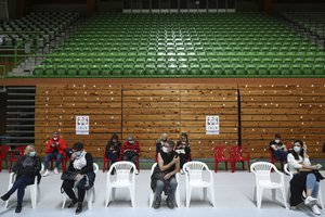 Dar vienoje Europos šalyje – beprecedentė COVID-19 banga: „Žmonės paprasčiausiai niekuo nepasitiki“