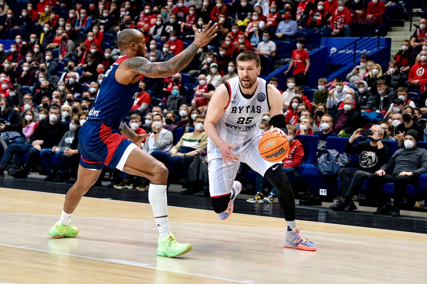 G.Žibėno auklėtiniai pralaimėjimu pradėjo FIBA Čempionų lygos „Top 16“ etapą.<br>V.Ščiavinsko nuotr.