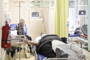 Naujų COVID-19 atvejų skaičiai Lietuvoje jau šokiruoja: per parą nustatyta daugiau kaip 11 tūkst. užsikrėtimų