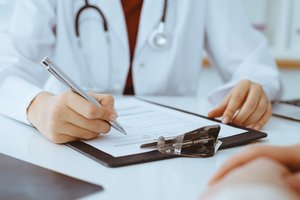 Nuo gegužės – prievolė informuoti apie visus reklaminius farmacijos renginius medikams