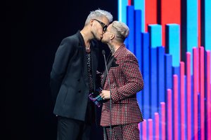 M.A.M.A organizatoriai – apie L. Griciaus ir N. Bieranco bučinį: „Scenarijuje tai nebuvo numatyta“