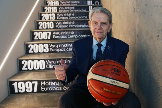 Legendiniam treneriui Vladui Garastui – 90 metų: kieno garbei pavadintas Vladislovu, kodėl švenčia gimtadienį visai kitą dieną ir kodėl jis nėra grynakraujis biržietis