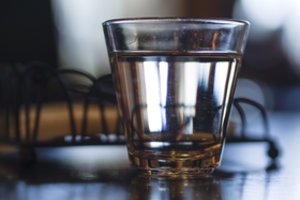 Vyriausybė – prieš įpareigojimą kavinėms nemokamai tiekti geriamąjį vandenį