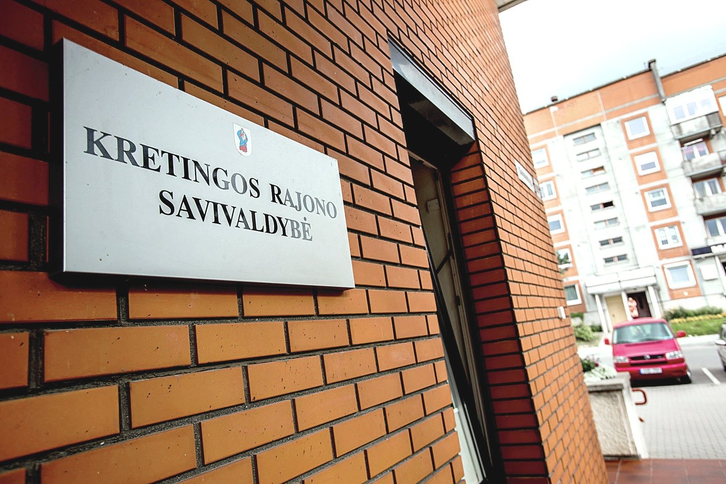 Kretingos rajono savivaldybė kaip įmanydama stengiasi, kad nuskriausta šeima gautų kuo mažesnę kompensaciją.