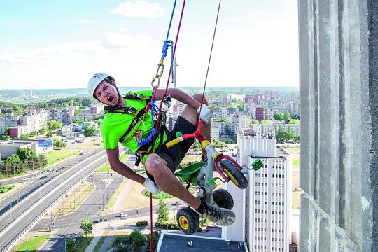 Ledo krioklių užkariautojui ekstremaliausias iššūkis buvo tapti tėvu