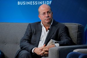 Televizijos CNN vadovas J. Zuckeris atsistatydino dėl romano darbe