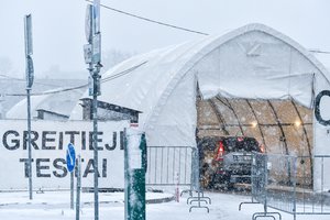 Baudą dėl greitųjų COVID-19 testų gavusi NVSPL: nemanome, kad darbuotojai padarė pažeidimų