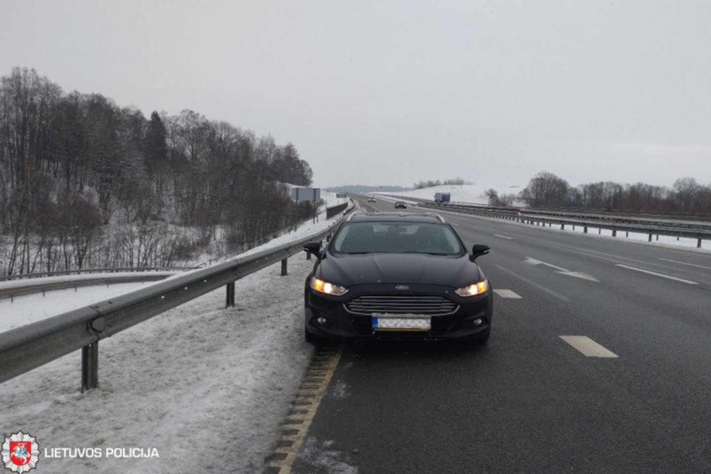 Ketvirtadienį keliuose įvyko 42 eismo įvykiai: nukentėjo 4 žmonės, tarp jų – mažametis.