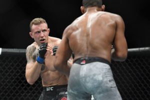 Po avarijos atsigavusio amerikiečio pergalių seriją UFC bandys nutraukti švedas