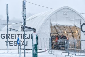 Trys didmiesčiai gerina antirekordus pagal sergančių koronavirusu vidurkį