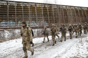 JAV pareigūnai: Rusija rengia plataus masto invaziją į Ukrainą