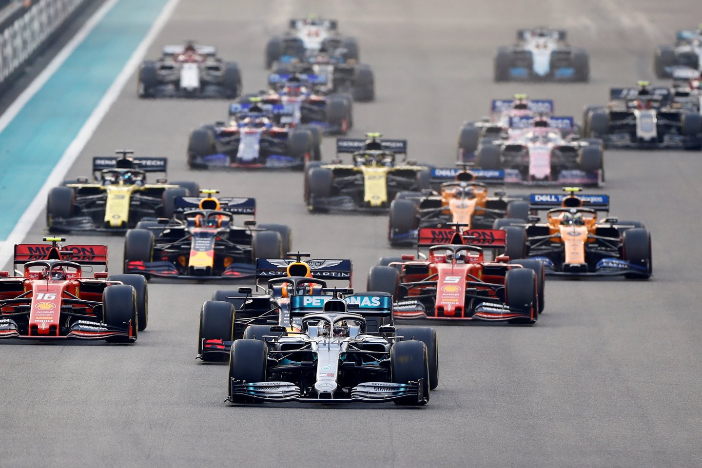  2022 metų „Formulės 1“ sezonas startuos kovo 20 dieną Bahreine.<br> Reuters/Scanpix nuotr.