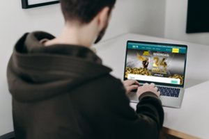 Keičiasi viena lankomiausių Lietuvos internetinių svetainių: perlas.lt virsta loto.lt