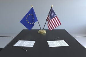 JAV delegacija atvyks į Europą suderinti galimų sankcijų Rusijai techninių klausimų
