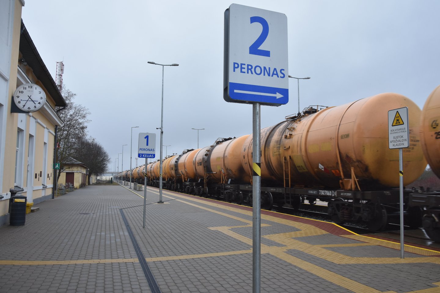 Sustabdžius per Baltarusiją geležinkeliu vežamas trąšas ir naftos produktus traukinių srautas sumažėtų 45 sąstatais per mėnesį.<br>A.Srėbalienės nuotr.