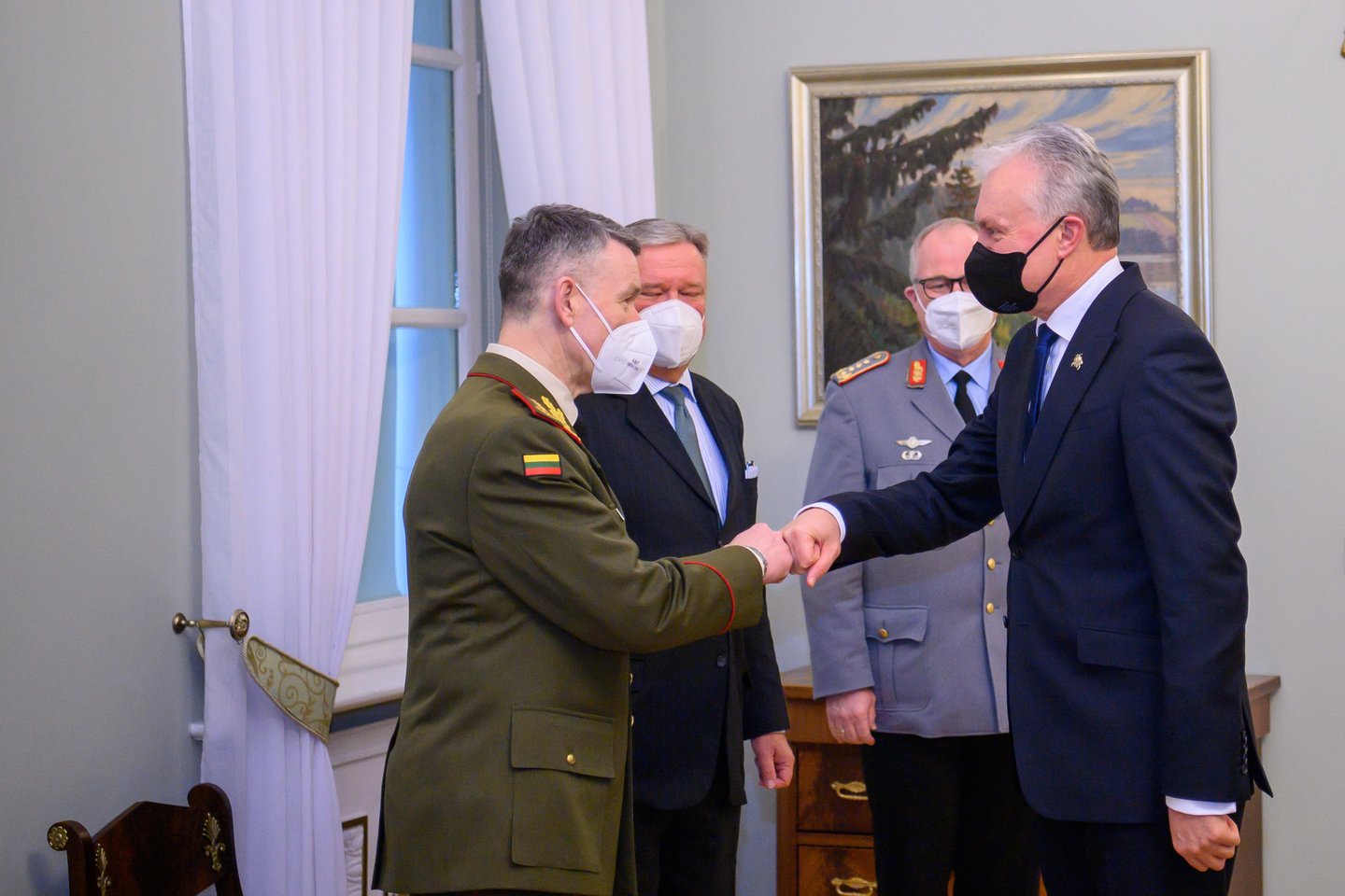  G. Nausėda susitiko su Vokietijos kariuomenės vadu.<br> Lietuvos Respublikos Prezidento kancialiarijos/Roberto Dačkaus nuotr.
