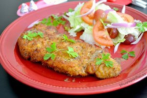 Vištienos kepsniai su citrininiu padažu: paruošti nesudėtinga, o rezultatas – šventiškas