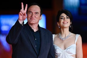 58-erių Quentinas Tarantino su sutuoktine Daniella Pick sūpuos antrąją atžalą