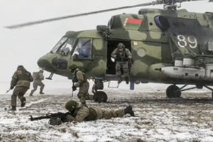 Prasidėjo bendros Rusijos ir Baltarusijos karinės pratybos: ką tai reiškia Lietuvai?