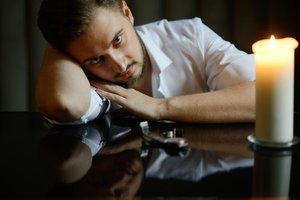 Tenoras Eimantas Bešėnas – apie meilės dainų koncertą bei žmoną, kuri yra partnerė ir namie, ir scenoje 