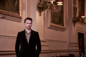 Tenoras Edgaras Montvidas „Traviatą“ prisimena Paryžiuje: „Ypatingas jausmas stovėti prie balto Violetos antkapio“