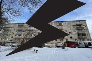 Evakuoti iš daugiabučio, išgyvenę jo remontą, šiandien kauniečiai vėl įtampoje – namas visgi gali griūti