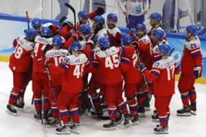 Čekijos ledo ritulininkai po nerezultatyvios baudinių serijos įveikė šveicarus