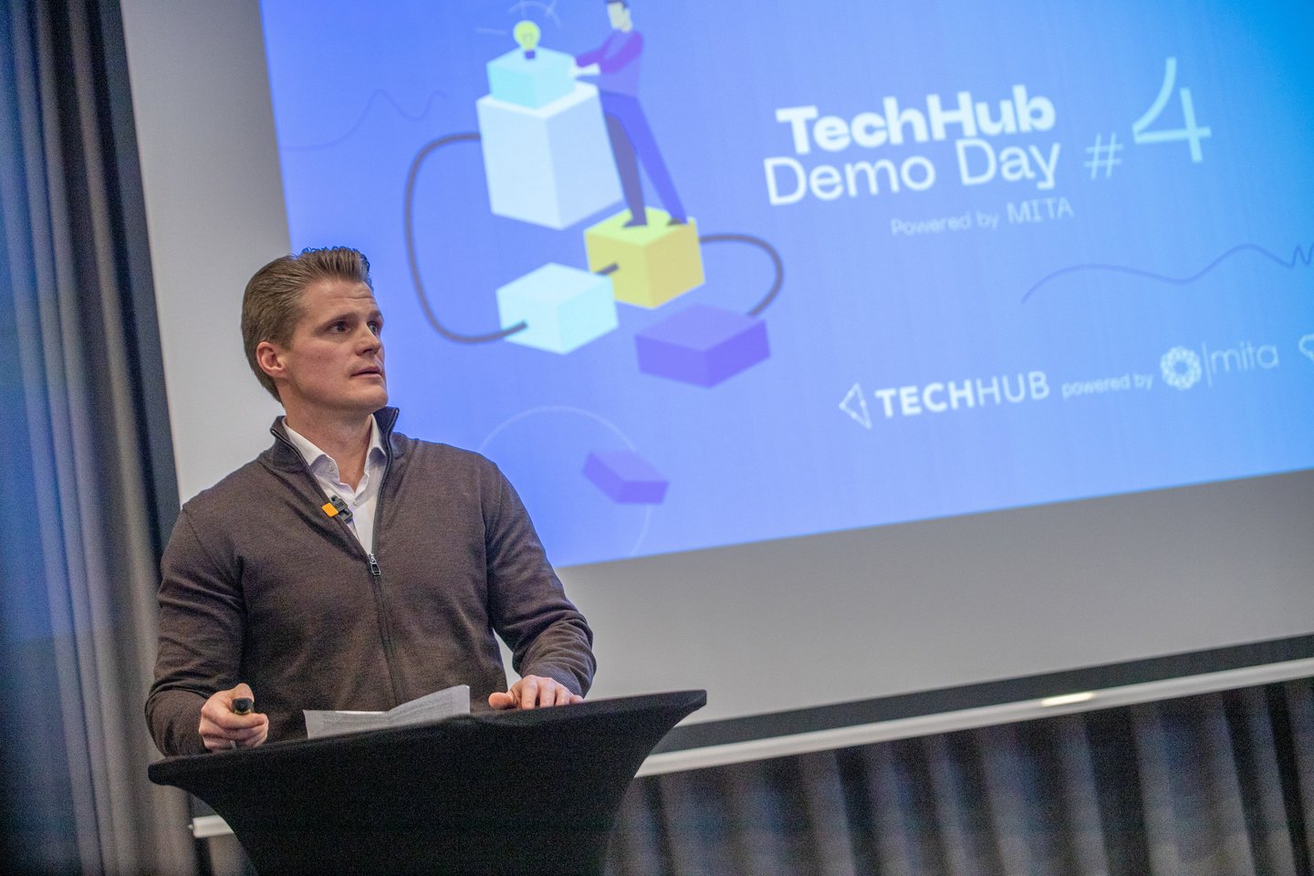  Apdovanoti perspektyviausi „TechHub“ startuoliai: nuo prekių personalizavimo iki klientų aptarnavimo sprendimų