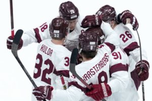 Latvijos ledo ritulio rinktinei – Fortūnos šypsnys: olimpiados aštuntfinalyje žais su danais