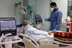 Vokietija svarsto galimybę nuo kovo atsisakyti daugumos dėl COVID-19 įvestų suvaržymų