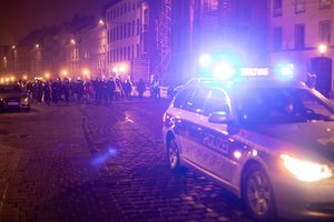 Vokietijoje susidūrus priemiestiniams traukiniams žuvo mažiausiai vienas žmogus