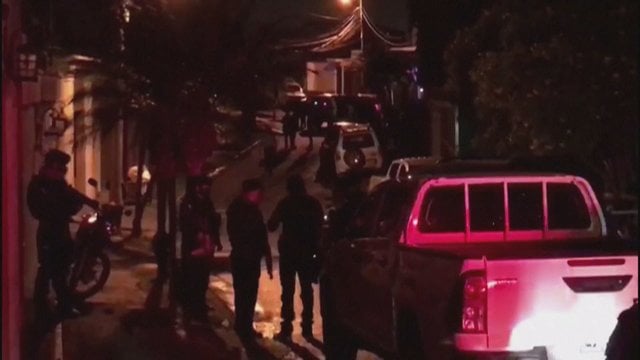 Policija apsupo buvusio Hondūro prezidento namą: kaltinamas dėl ryšių su narkotikų prekeiviais