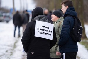 „Achema“ ruošiasi kitam žingsniui – ketina stabdyti streikuojančiųjų darbo sutartis