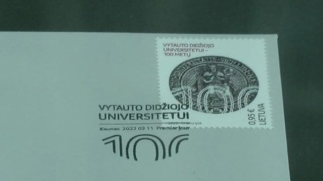 Lietuvos paštas išleido proginį pašto ženklą: minimas Vytauto Didžiojo universiteto šimtmetis