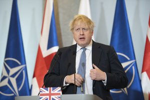 B. Johnsonas: JK žvalgybinė informacija apie Ukrainos krizę „nėra padrąsinanti“