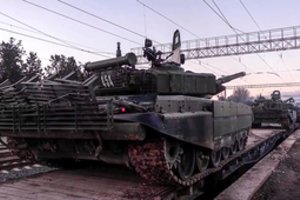 Rusija skelbia apie pratybų aneksuotame Kryme pabaigą, išvykstančius karius