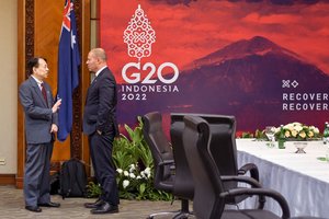 Didžiojo dvidešimtuko lyderiai susitikimą pradėjo įspėjimu dėl Ukrainos krizės