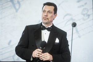 Operos solistai Vytautas ir Ieva Barbora Juozapaičiai Klaipėdoje kviečia į temperamentingos muzikos vakarą