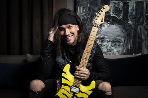 Ar Giedriaus Balčiūno roko gitarų skambesys padėtų Monikai Liu Italijoje?